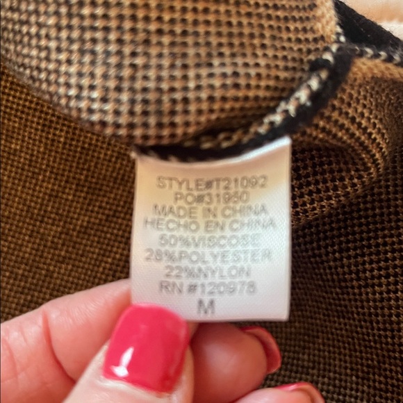 NWT Entro Cowgirl Mock Neck Sweater - Picture 9 of 10